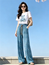 韩版减龄休闲时尚简约套装女夏季新圆领镶钻小熊短袖阔腿裤两件套，女装套装/套裙，江南