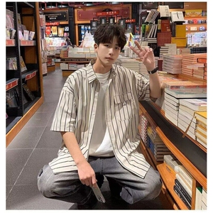 C508P32夏装短袖条纹衬衫时尚宽松男装上衣休闲个性图片