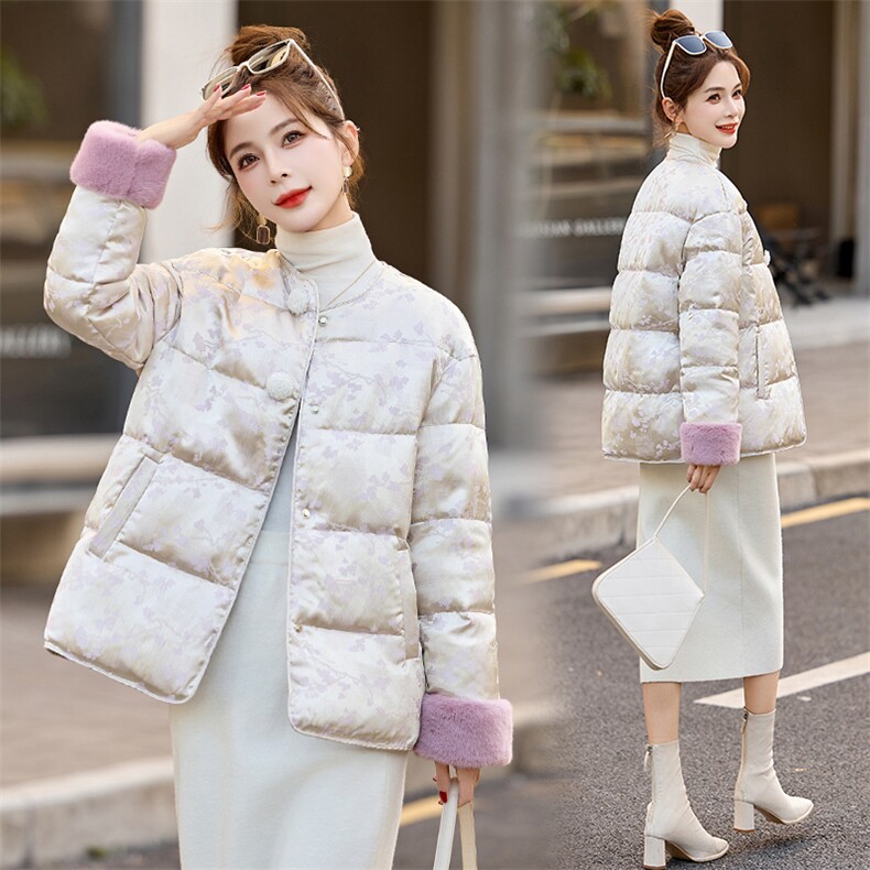 复古提花国风羽绒服女2024冬季新款气质小香风毛毛拼接白鸭绒外套，女装羽绒服，润尚靓点