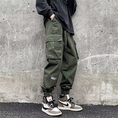 绿色