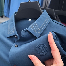 蓝色