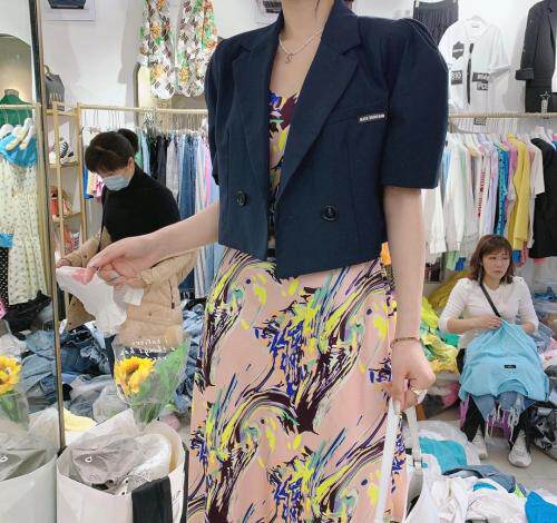 夏季新款：短外套吊带裙,女装短外套,啦啦