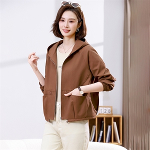 【现货】时尚连帽宽松短外套外套大码2025春秋新款休闲妈妈夹克，女装短外套，妃曼