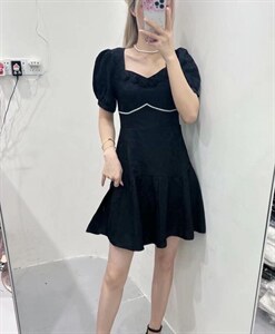 辛苦提花面料短款连衣裙,女装连衣裙,得到THETHAT