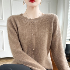 2024秋冬新款羊毛衫女小香风针织衫女宽松打底长袖毛衣图片