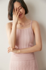 时尚优雅女士吊带背心显瘦针织衫高品质舒适保暖上衣，女装背心吊带，绒创羊绒