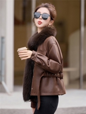 2025冬装新款麂皮绒羽绒狐狸毛外套，女装羽绒服，曼琳思菲