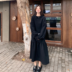 黑色卫衣连衣裙春秋女2025新款法式流苏遮肚子宽松休闲长款卫衣裙，女装连衣裙，2C317