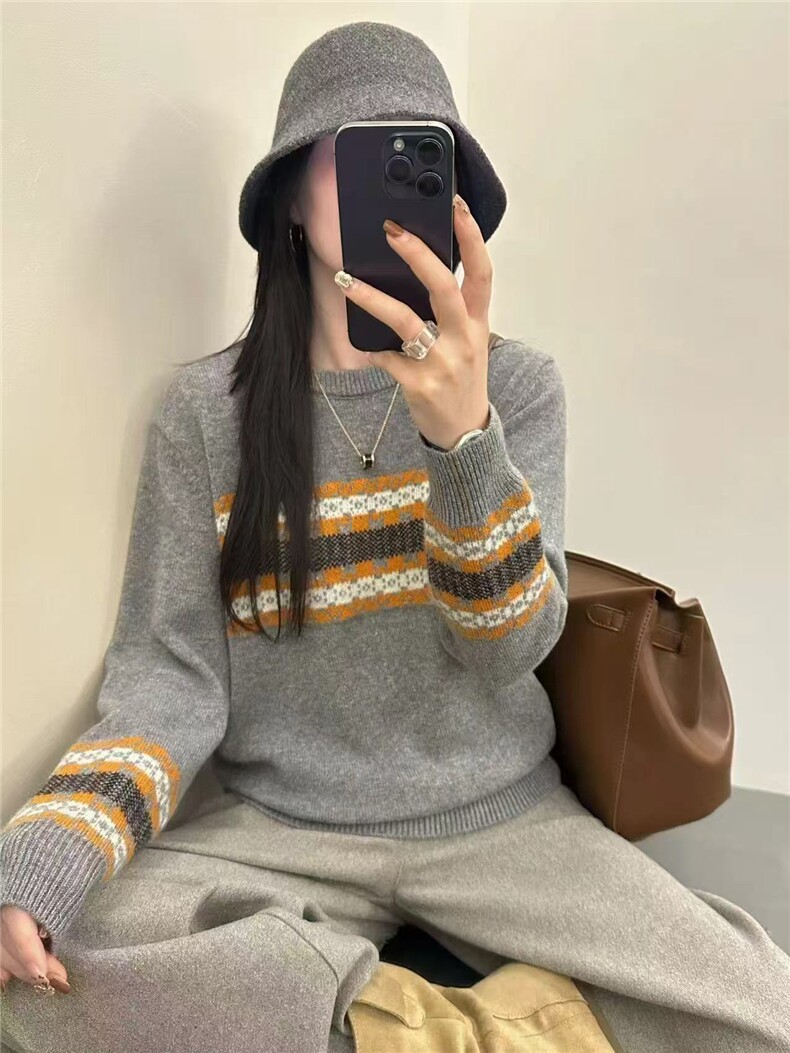 2025年秋季时尚百搭通勤简约休闲通勤套衫，女装针织衫/毛衣，森墨