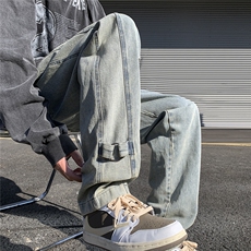蓝色