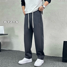 深灰色