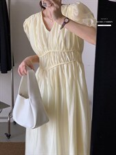 法式方领泡泡袖连衣裙夏季设计感小众温柔高级感初恋茶歇裙子，女装连衣裙，香丽迪1