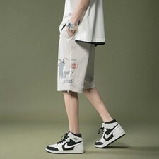 白色