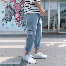 蓝色