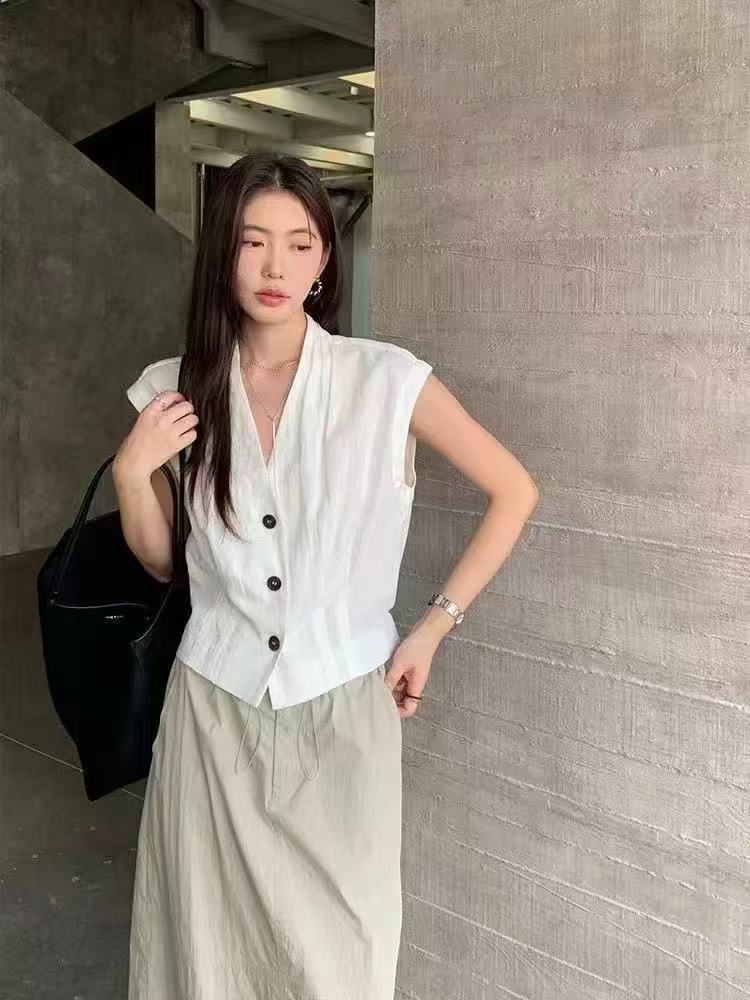 2025法式V领亚麻无袖衬衫女上衣,女装衬衫,翩雅女装供货