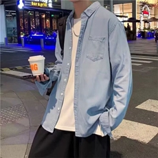 浅蓝色