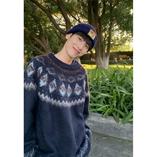 藏青色