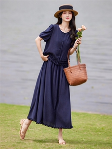 现货2026年夏季休闲风修身剪裁宽松型女通用型两件套轻薄透气图片