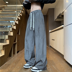 灰色