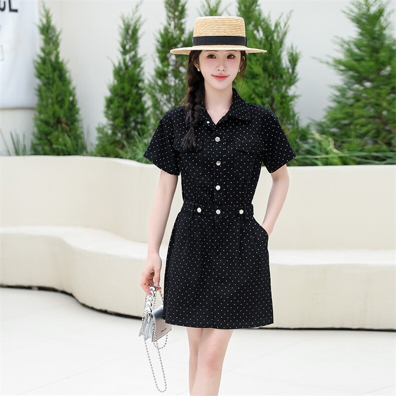 现货经典小圆点夏季女2024新款小众设计感港风小个子牛仔连衣裙,女装连衣裙,美拉德工厂直营店