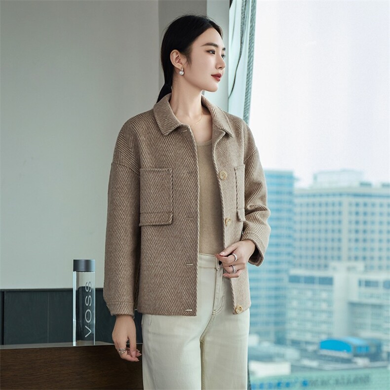 2024年秋冬新款人字纹双面骆马绒短款大衣双面呢外套，女装双面呢大衣，爱绒人羊绒大衣工厂店