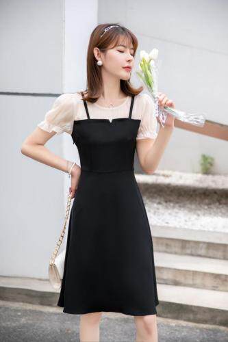 （现货）连衣裙，女装连衣裙，伊娜蕾尔