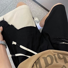 黑色
