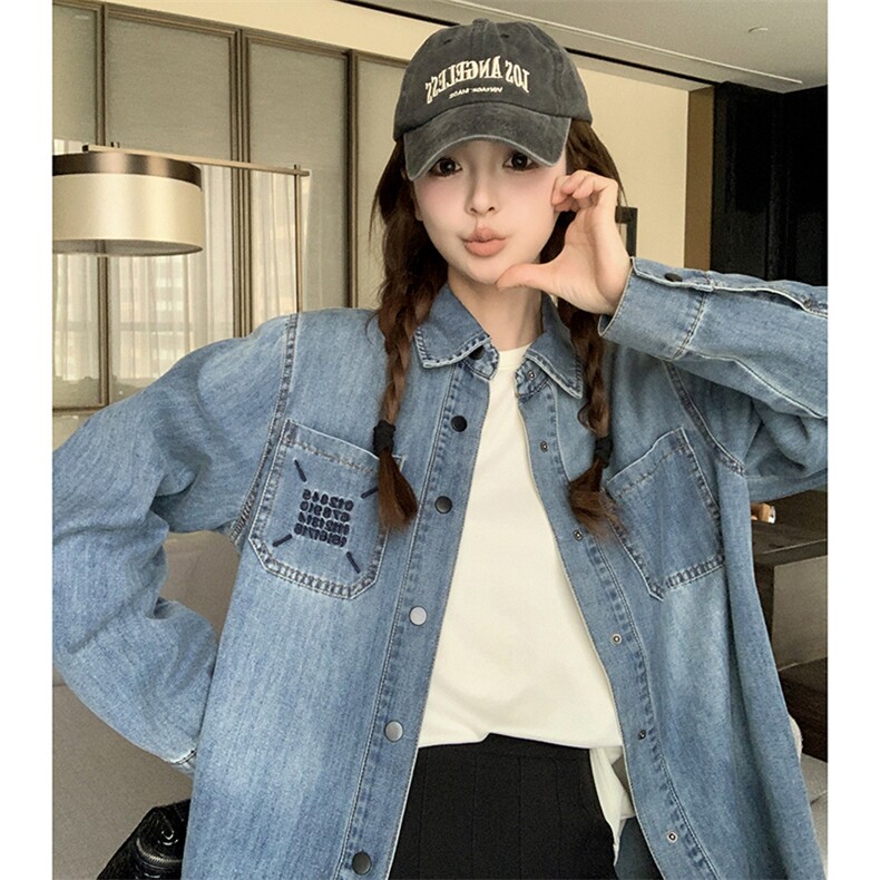 水洗做旧刺绣数字牛仔长袖衬衫外套女美式宽松中长款男友风春装BF，女装衬衫，浙宝220