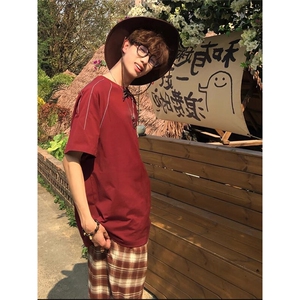 抖音得物二开240克宽松纯棉美式高街夜光反光工艺辑线短袖T恤图片