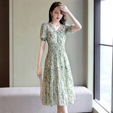 碎花雪纺连衣裙女装中长款2025年夏季新款显瘦气质高级感漂亮裙子，女装连衣裙，臻衣坊