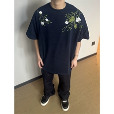 藏青色