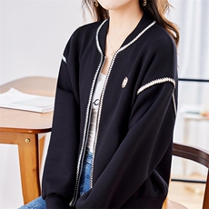 2024年春秋季黑色棒球服外套女小个子新款洋气小众独特别致上衣，女装短外套，美沁