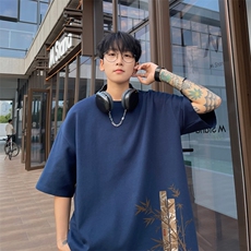 藏青色