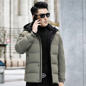 B8923钱塘2020-3新款时尚连帽冬季厚款简约中年男士羽绒服P228图片