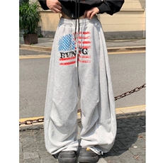 灰色