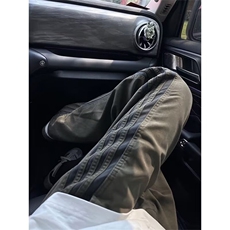 绿色