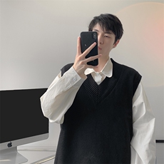 春秋季针织马甲搭配衬衫叠穿设计感V领毛衣日系慵懒背心9099P58，男装背心/马甲，电商B312