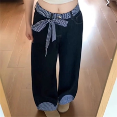 深蓝色