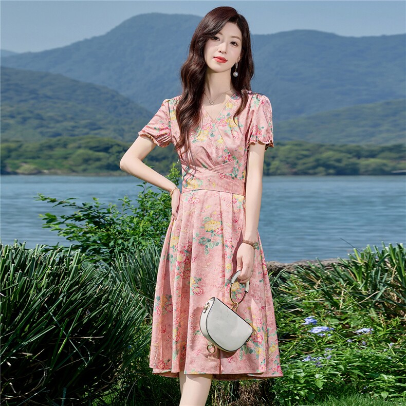 2877时尚印花显瘦连衣裙,女装连衣裙,罗得堡