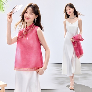 夏季新款现货！2026新中式立领优雅复古刺绣马甲+吊带连衣裙女