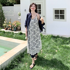 巨好看蕾丝刺绣吊带连衣裙套装女2025夏新款藏青色防晒衬衫两件套，女装套装/套裙，2C301