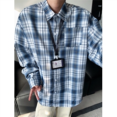藏青色