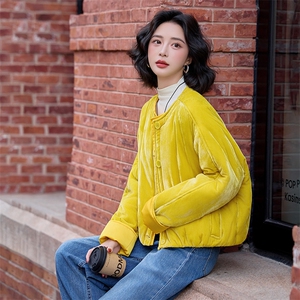 水衣源8815款冬季圆领短款宽松加棉丝绒棉服女纯色时尚外套图片