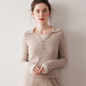 2025年秋季新款百搭女士翻领抽条假两件上衣，女装羊绒衫，尚达羊绒