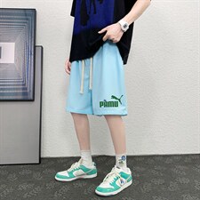 浅蓝色