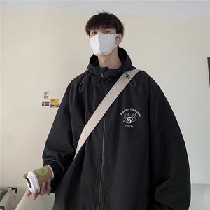 港风秋款宽松高品质连帽防水夹克F55P65控88