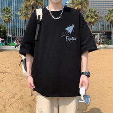黑色