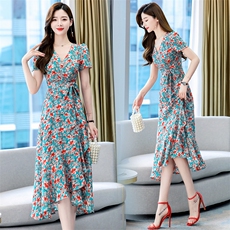 2025夏季新款向日葵花朵黄色连衣裙女不规则茶歇法式雪纺桔梗长裙，女装连衣裙，海爱依仁