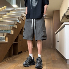 灰色
