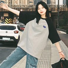 2024夏季复古正肩短袖t恤女夏季设计感小众宽松独特别致上衣，女装T恤，初闻兮